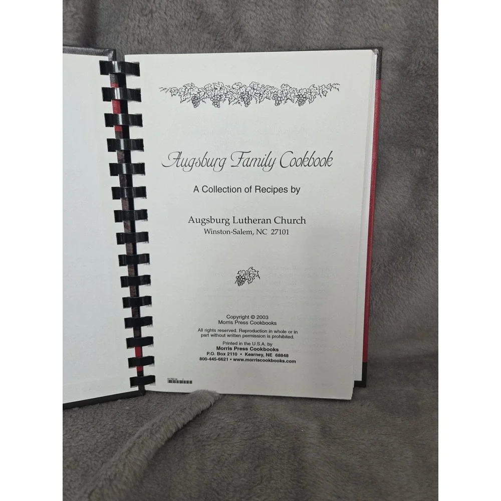Augsburg Lutheran‎ Church Cookbook Winston-Salem, NC 2003 Local